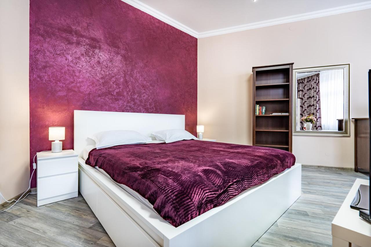 Apartment Happy Family Karlovy Vary Dış mekan fotoğraf